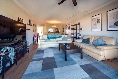 4975 E Sabal Palm Boulevard Tamarac FL 33319