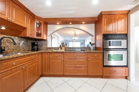 4975 E Sabal Palm Boulevard Tamarac FL 33319