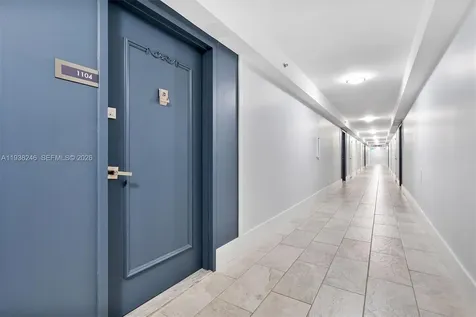 6039 Collins Avenue Miami Beach FL 33140