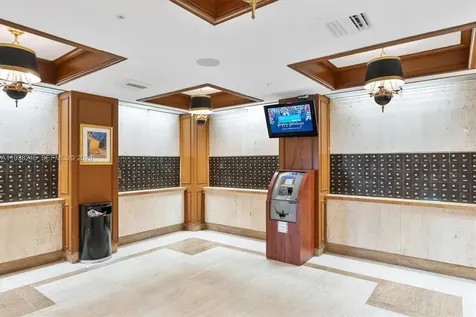 6039 Collins Avenue Miami Beach FL 33140