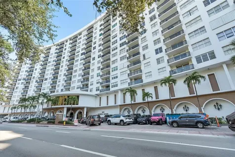 6039 Collins Avenue Miami Beach FL 33140