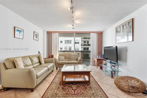 6039 Collins Avenue Miami Beach FL 33140