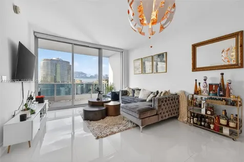 200 Biscayne Boulevard Way Miami FL 33131