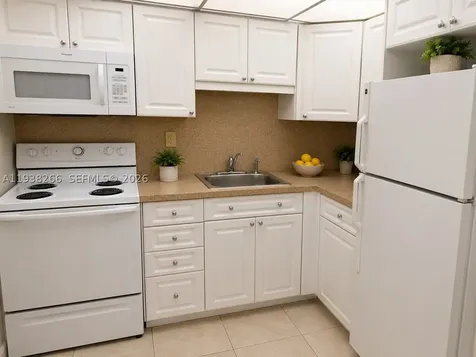 8851 Sunrise Lakes Boulevard Sunrise FL 33322