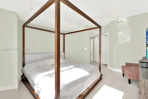 18201 Collins Avenue Sunny Isles Beach FL 33160