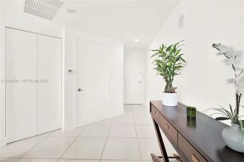 18201 Collins Avenue Sunny Isles Beach FL 33160