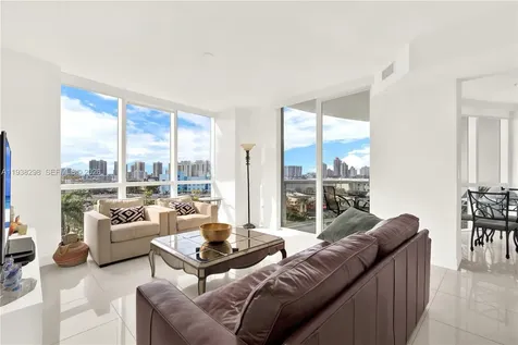 18201 Collins Avenue Sunny Isles Beach FL 33160