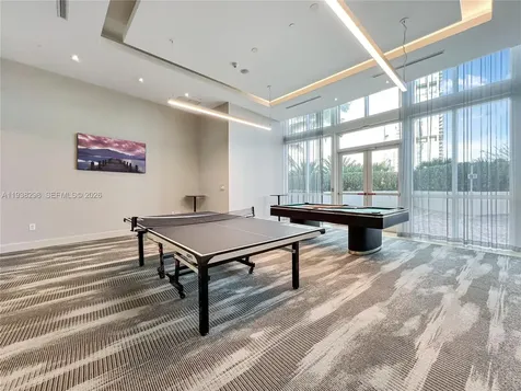18201 Collins Avenue Sunny Isles Beach FL 33160