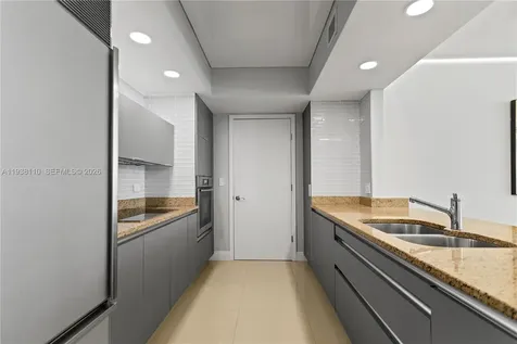 17201 Collins Avenue Sunny Isles Beach FL 33160