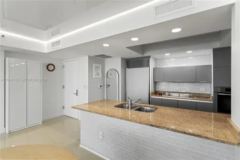 17201 Collins Avenue Sunny Isles Beach FL 33160