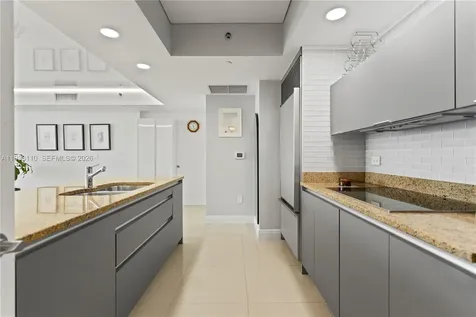 17201 Collins Avenue Sunny Isles Beach FL 33160