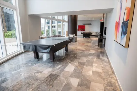 17201 Collins Avenue Sunny Isles Beach FL 33160