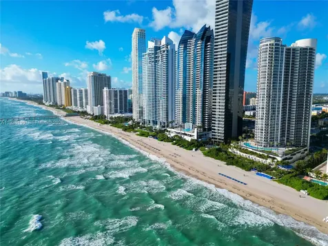 17201 Collins Avenue Sunny Isles Beach FL 33160