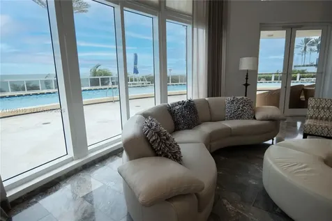 17201 Collins Avenue Sunny Isles Beach FL 33160
