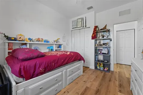 3436 W 90th Street Hialeah FL 33018