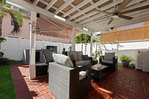 3436 W 90th Street Hialeah FL 33018
