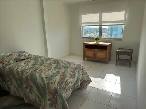 6039 Collins Avenue Miami Beach FL 33140