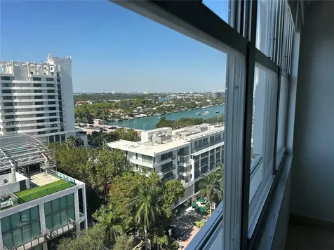 6039 Collins Avenue Miami Beach FL 33140
