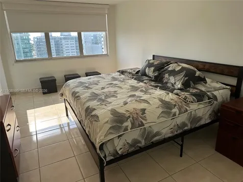 6039 Collins Avenue Miami Beach FL 33140