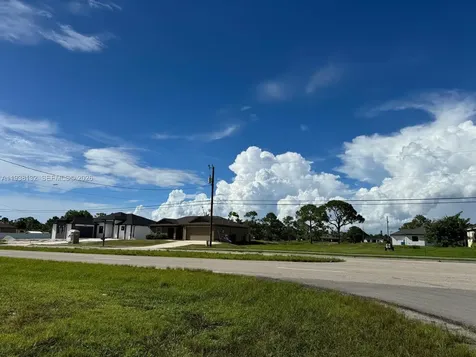 2703 Van Buren Parkway Other City - In The State Of Florida FL 33993