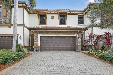 12140 Village Place Davie FL 33325