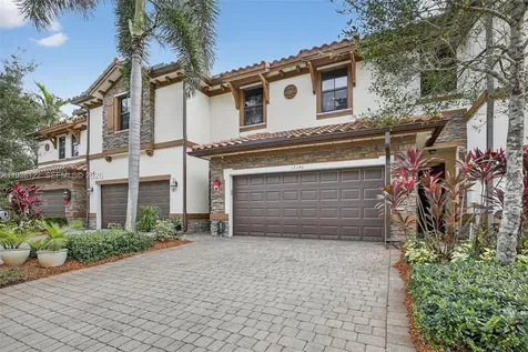 12140 Village Place Davie FL 33325