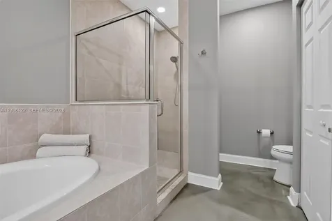 12140 Village Place Davie FL 33325
