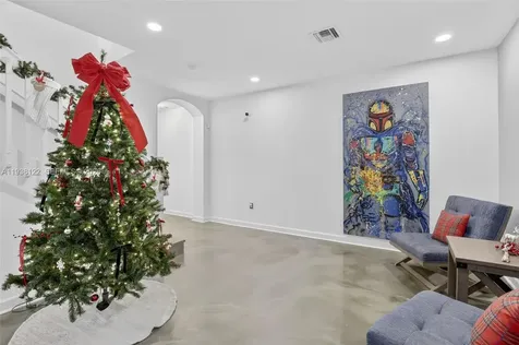 12140 Village Place Davie FL 33325
