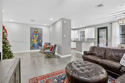 12140 Village Place Davie FL 33325