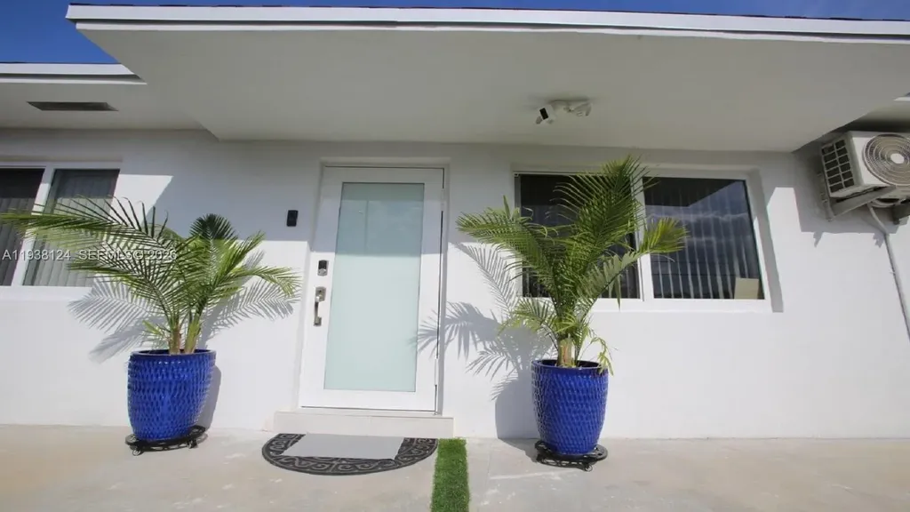 798 W 31st Street Hialeah FL 33012