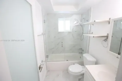 798 W 31st Street Hialeah FL 33012