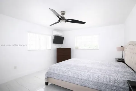 798 W 31st Street Hialeah FL 33012