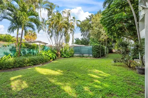 2150 SW 16th Avenue Miami FL 33145