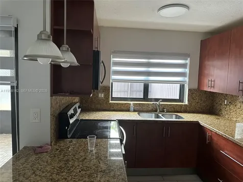 6526 Kendale Lakes Drive Miami FL 33183