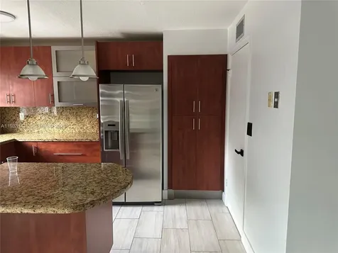 6526 Kendale Lakes Drive Miami FL 33183