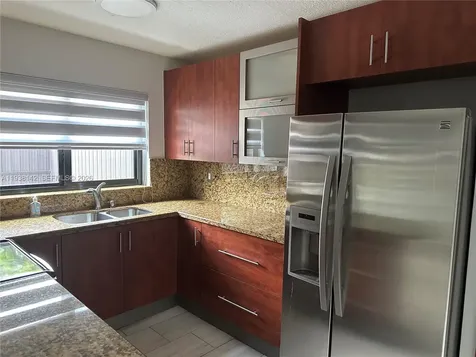 6526 Kendale Lakes Drive Miami FL 33183