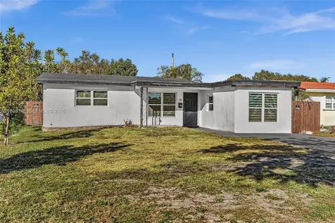 1530 N 56th Avenue Hollywood FL 33021