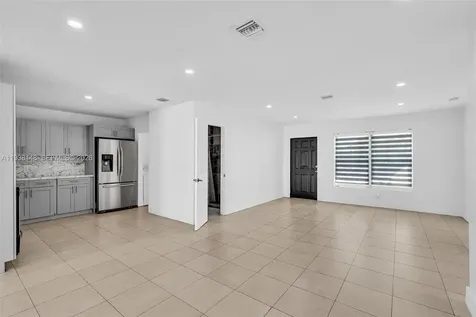 1530 N 56th Avenue Hollywood FL 33021