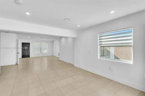 1530 N 56th Avenue Hollywood FL 33021