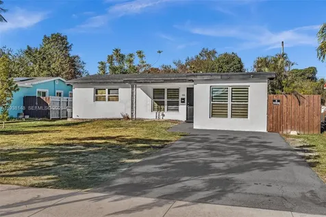 1530 N 56th Avenue Hollywood FL 33021