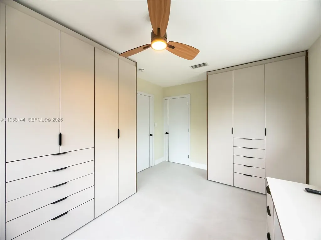 5561 NE 28th Avenue Fort Lauderdale FL 33308