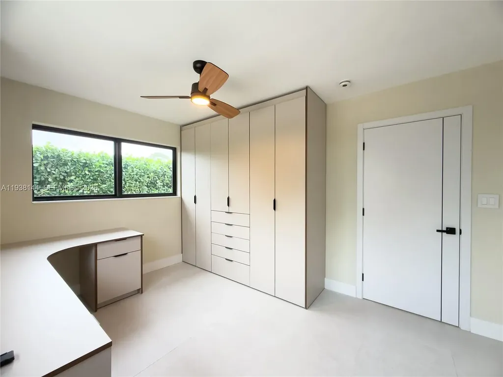 5561 NE 28th Avenue Fort Lauderdale FL 33308