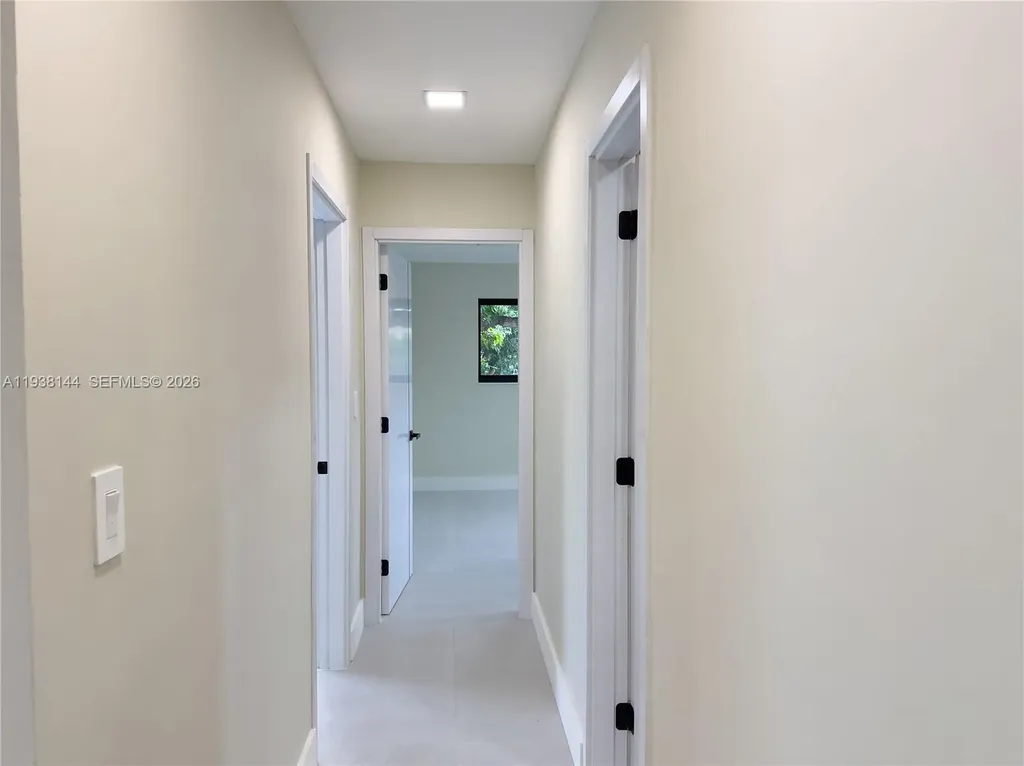 5561 NE 28th Avenue Fort Lauderdale FL 33308