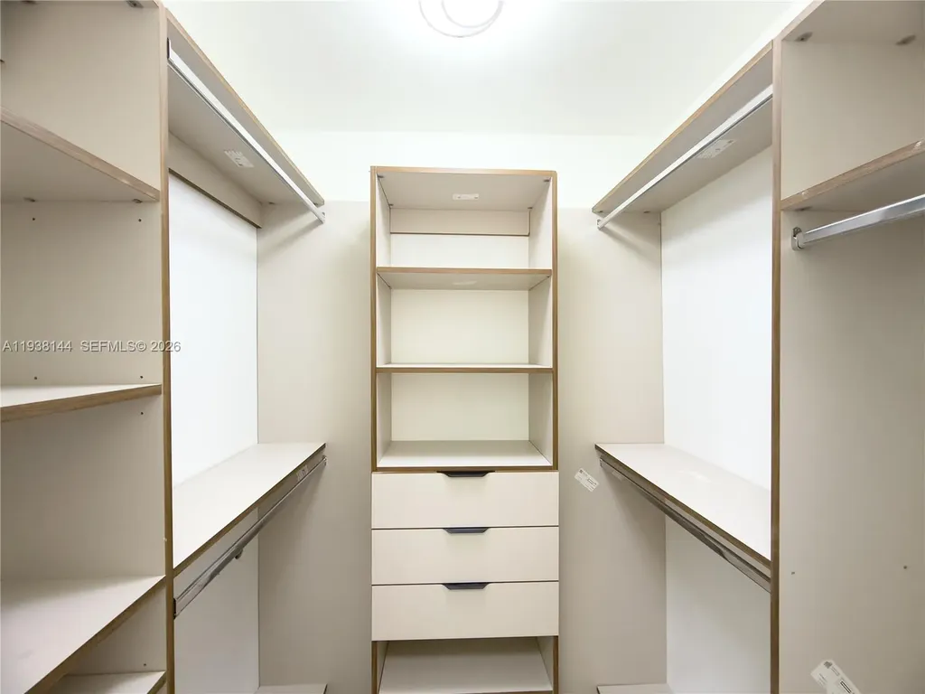 5561 NE 28th Avenue Fort Lauderdale FL 33308