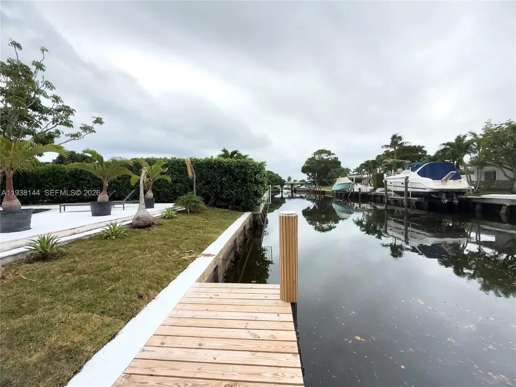 5561 NE 28th Avenue Fort Lauderdale FL 33308