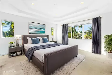 1490 Cleveland Road Miami Beach FL 33141