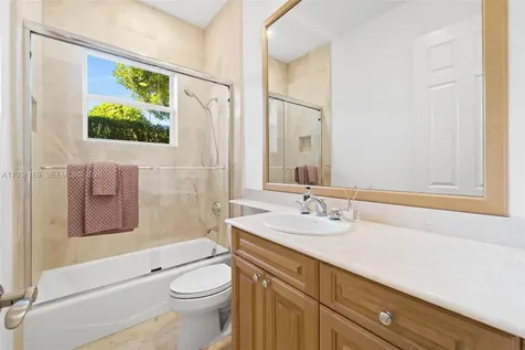 1490 Cleveland Road Miami Beach FL 33141