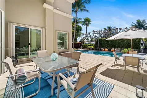 1490 Cleveland Road Miami Beach FL 33141