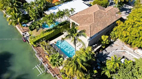 1490 Cleveland Road Miami Beach FL 33141