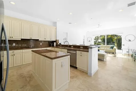 1490 Cleveland Road Miami Beach FL 33141